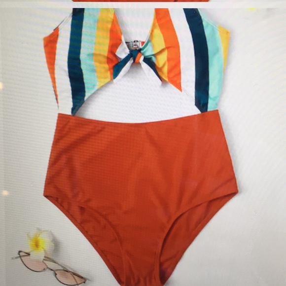 ❤️🧡 1 Large Left 💛💙 Color Block SwimSuite 💚 - Picture 2 of 5